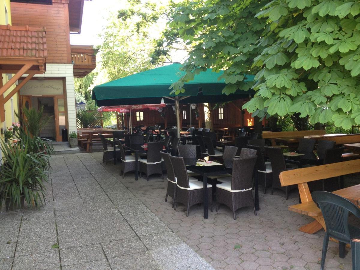 Hotel Gasthof-Strasser Tumeltsham 외부 사진